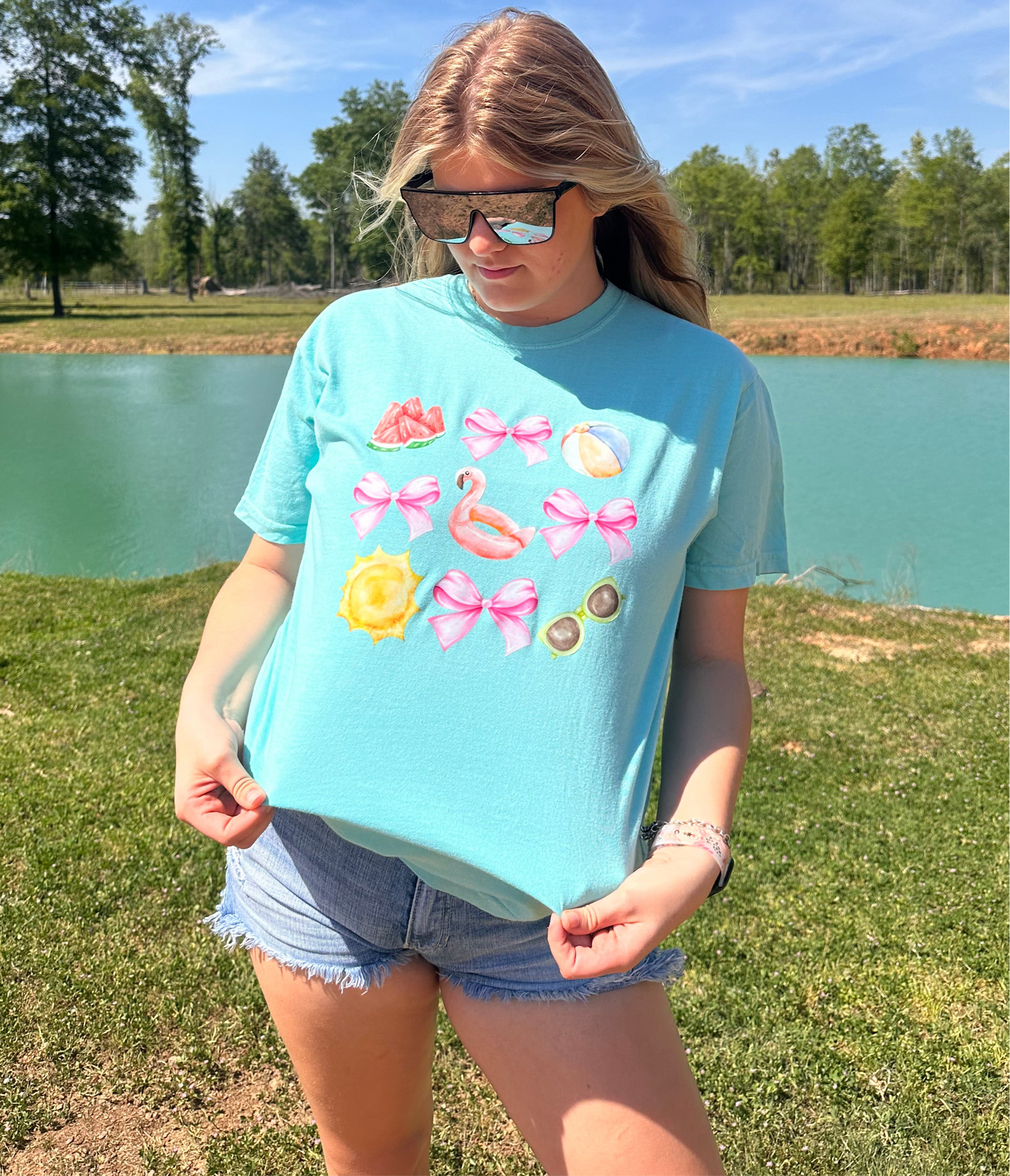Summer bows tee