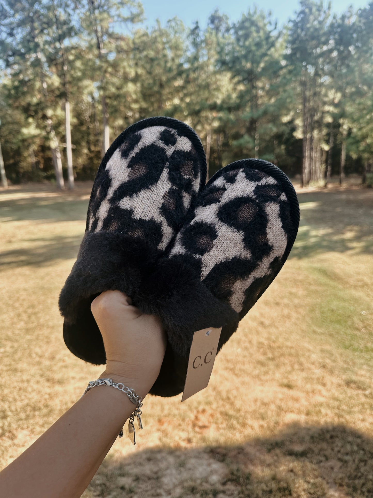 Leopard Fuzzy Slippers