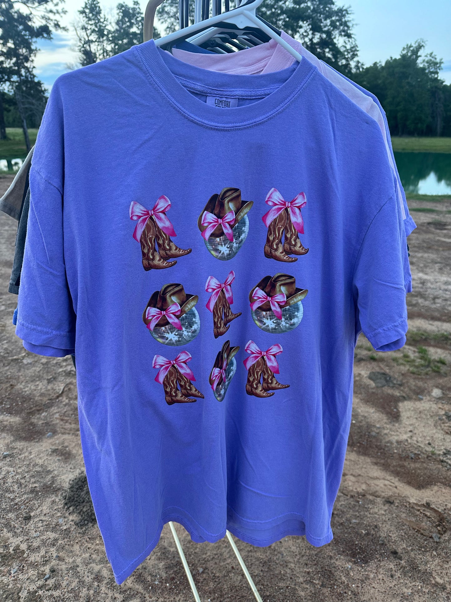 Pretty cowgirl tee