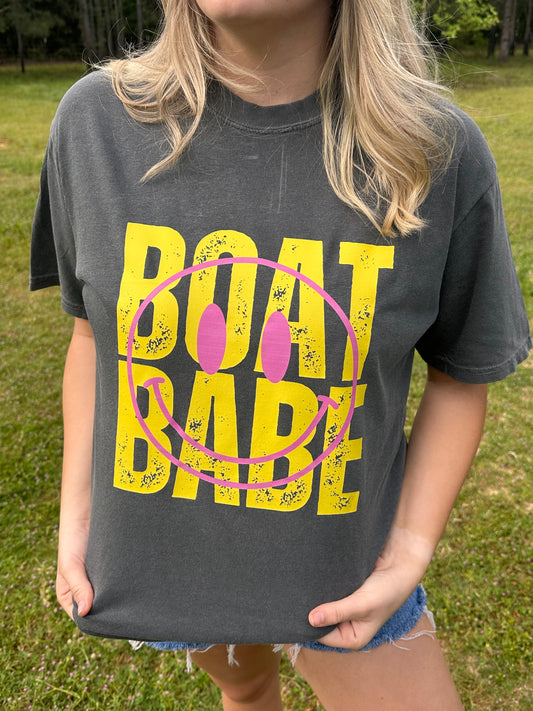 Boat babe tee